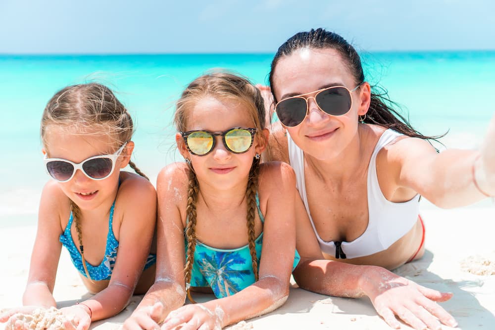 vacaciones-verano-botiquin-verano-farmacia-los-belgas